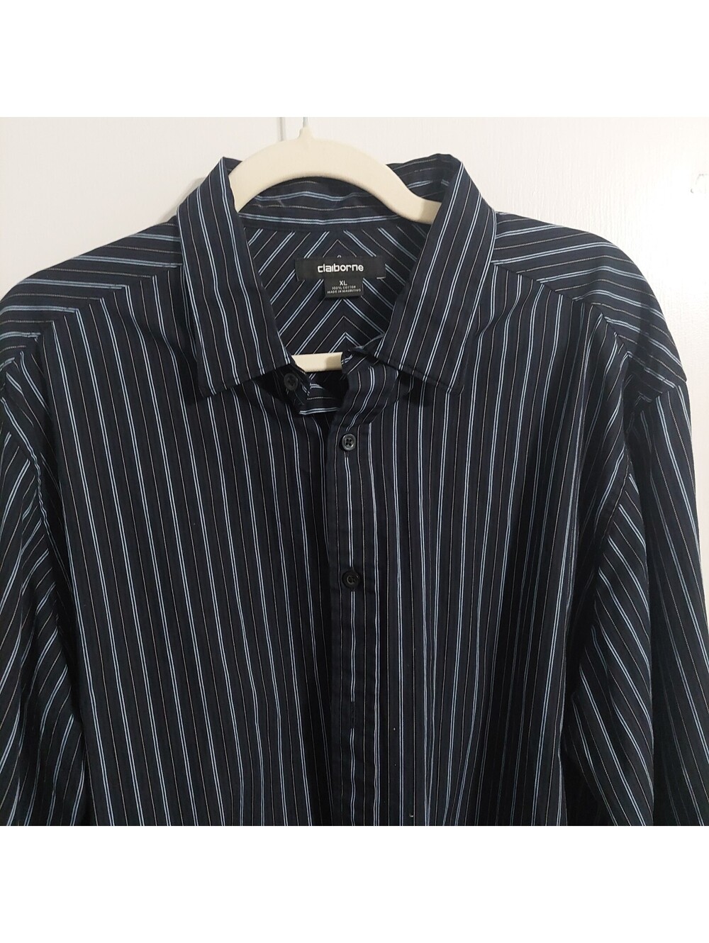 Claiborne XL Men's Long Sleeve Black and Blue Striped Cotton Shirt